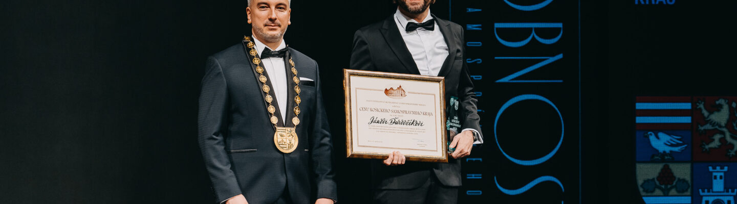 Predseda KSK Rastislav Trnka v mesiaci máj 2024 oceňoval osobnosti Košického samosprávneho kraja za rok 2023